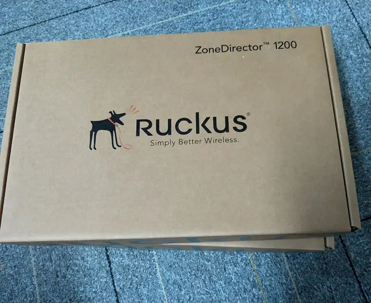 901-3050-CN00 Ruckus Wireless Controller ZoneDirector 3000 Serial ZD3050 AC3050 دارای مجوز برای حداکثر 50 AP
